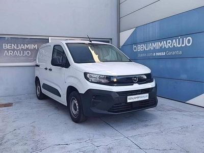 Branco Usado 2025 Opel Combo Monovolume | € 19.750 (Preço justo)