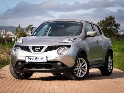 Usado Nissan Juke N-Connecta 110 HP (80 kW) 2018 Cinzento SUV