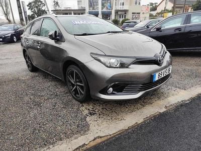 Usado Toyota Auris 90 HP (66 kW) 2017 Outra