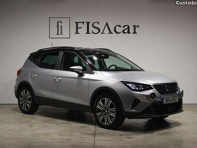 Usado Seat Arona Style 110 HP (80 kW) 2023 Cinza SUV