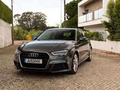 Cinzento Usado 2017 Audi A3 S-Line Citadino | € 19.500 (Preço elevado)
