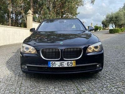 Usado 2009 BMW 730 Sedan | € 18.900