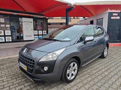 Cinzento Usado 2011 Peugeot 3008 SUV | € 10.900 (Caro)