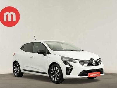 Branco Usado 2024 Mitsubishi Colt Invite | € 16.499 (Preço justo)