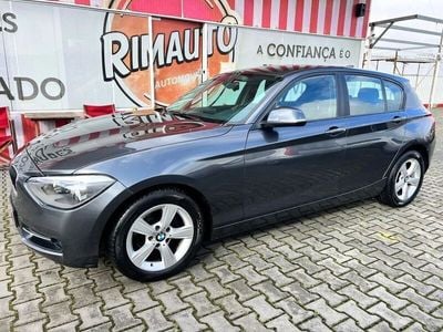 Cinza Usado 2012 BMW 118 Sport Line Citadino | € 14.499 (Caro)