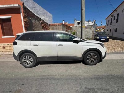Branco Usado 2018 Peugeot 5008 Monovolume | € 16.950 (Preço justo)