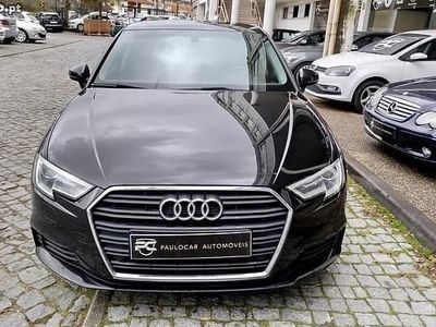 Usado Audi A3 Sportback 110 HP (80 kW) 2018 Preto Citadino