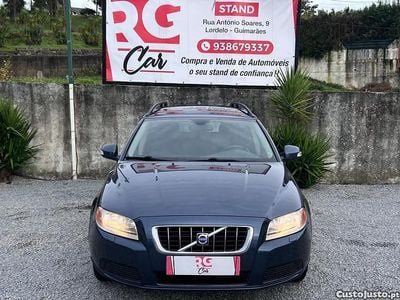 Usado Volvo V70 Momentum 161 HP (118 kW) 2008 Azul Carrinha