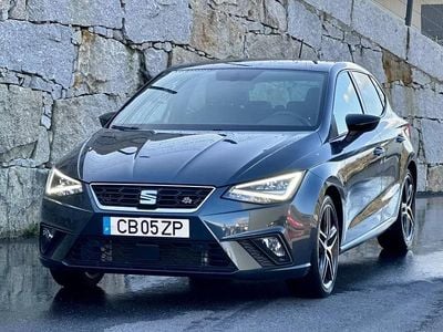 Usado Seat Ibiza FR 110 HP (80 kW) 2021 Cinza escuro Citadino