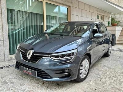 Usado Renault Mégane IV 115 HP (84 kW) 2021 Cinzento