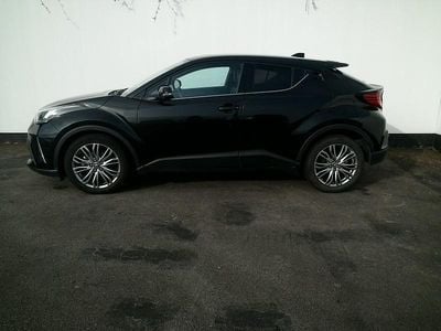 Preto opala (metalizado) Usado 2023 Toyota C-HR Luxury SUV | € 33.000 (Preço justo)