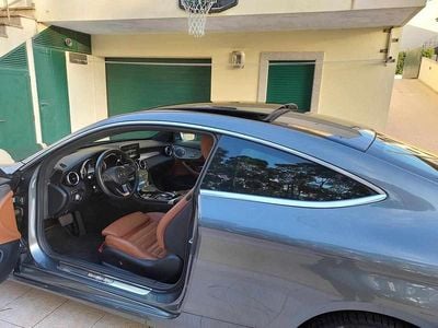 Usado Mercedes C220 170 HP (125 kW) 2016 Cinzento Coupé