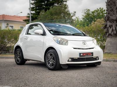 Toyota iQ