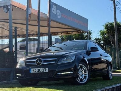 Preto Usado 2012 Mercedes C220 Coupé | € 15.500