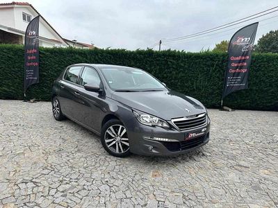 Cinza Usado 2016 Peugeot 308 Active | € 11.750 (Preço justo)