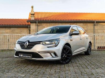 Cinzento Usado 2016 Renault Mégane III | € 13.800 (Preço justo)