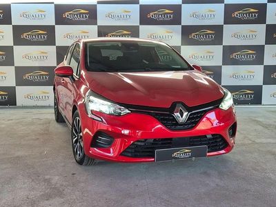 Usado Renault Clio V Intens 90 HP (66 kW) 2021 Vermelho