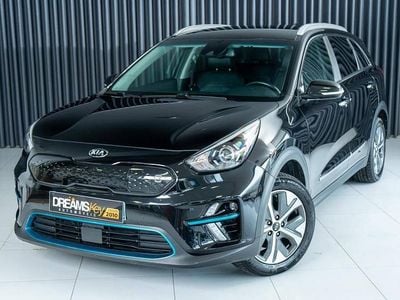 Preto Usado 2021 Kia e-Niro SUV | € 23.400 (Preço justo)
