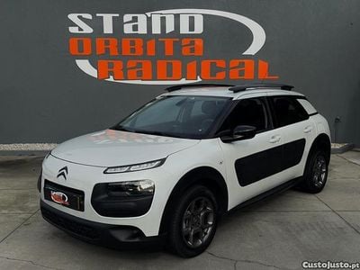Usado Citroën C4 Cactus PureTech 82 HP (60 kW) 2017 Branco Citadino