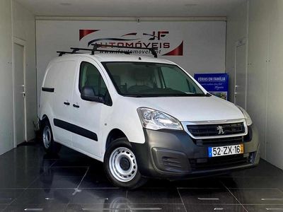 Branco Usado 2016 Peugeot Partner Monovolume | € 10.750