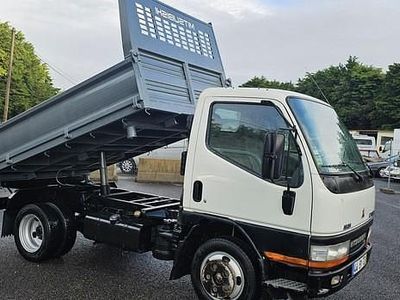 Branco Usado 2002 Mitsubishi Canter | € 18.950 (Preço elevado)