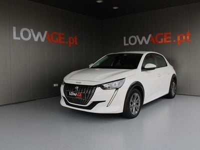 Branco Usado 2021 Peugeot e-208 Citadino | € 16.900 (Preço justo)
