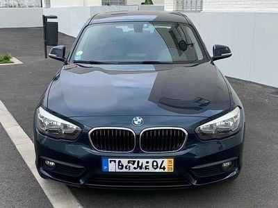 Azul Usado 2015 BMW 116 Efficient Dynamics Citadino | € 13.500 (Preço elevado)