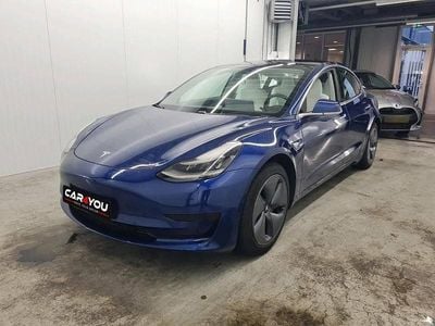 Usado Tesla Model 3 Standard Range Plus 208 kW (283 HP) 2020 Azul Sedan