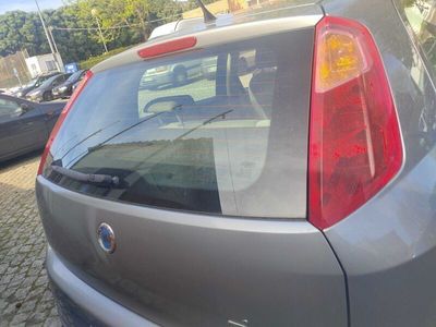 usado Fiat Grande Punto cinza