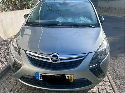 Usado Opel Zafira 165 HP (121 kW) 2012 Monovolume