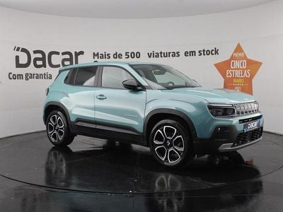 Azul Usado 2024 Jeep Avenger EV Summit SUV | € 24.899 (Preço justo)