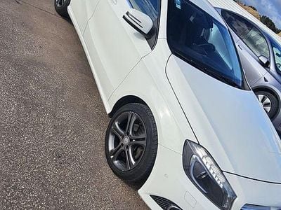 Usado 2013 Mercedes A180 Sedan | € 13.500