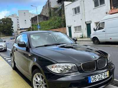 usado BMW 116 Serie 1, d 3P - teto panorâmico - APENAS 130k km