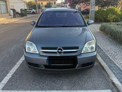Usado 2004 Opel Vectra Sedan | € 2.900