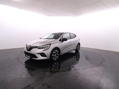 Cinza Usado 2023 Renault Clio V Evolution | € 18.950 (Preço elevado)