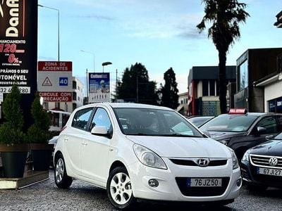 Branco Usado 2010 Hyundai i20 Comfort Citadino | € 4.495