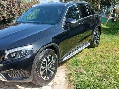 Mercedes GLC220
