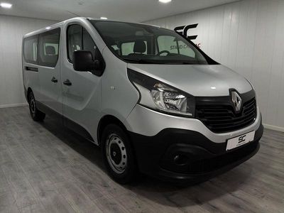 Cinzento Usado 2017 Renault Trafic Monovolume | € 24.950 (Caro)