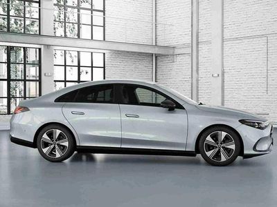 Prateado Novo 2025 Mercedes CLA180 Sedan | € 52.299