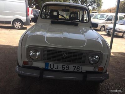 Renault R4