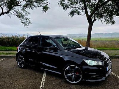 Usado 2015 Audi A1 S-Line Sedan | € 13.990
