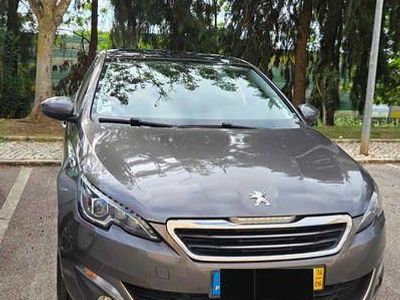 Usado 2014 Peugeot 308 Allure Sedan | € 8.500 (Preço elevado)