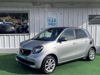 Cinzento Usado 2017 Smart ForFour Passion Citadino | € 11.500 (Preço justo)