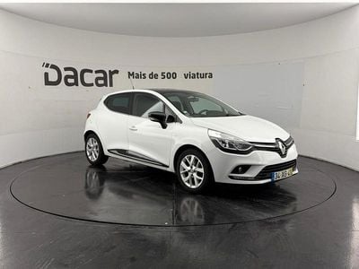 Usado Renault Mégane II 90 HP (66 kW) 2025 Branco Sedan