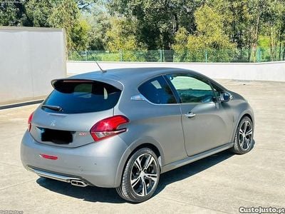 Usado Peugeot 208 GTi 210 HP (154 kW) 2017 Cinza Citadino