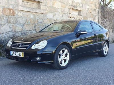 usado Mercedes C220 Sport Coupé, 2005, Nacional