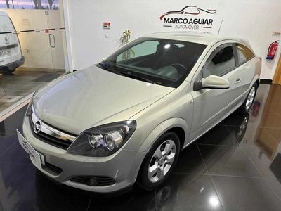 Usado Opel Astra GTC 90 HP (66 kW) 2006 Cinzento Citadino