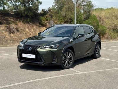 Lexus UX 250h