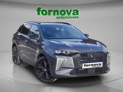 Cinza Usado 2023 DS Automobiles DS7 Crossback Performance Line Plus SUV | € 42.900