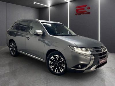 Cinzento Usado 2016 Mitsubishi Outlander P-HEV | € 18.480 (Preço elevado)